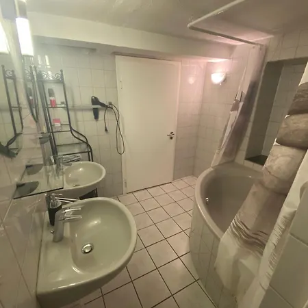 Lägenhet 3x I I Free Parking I Wifi I Ruhige Lage