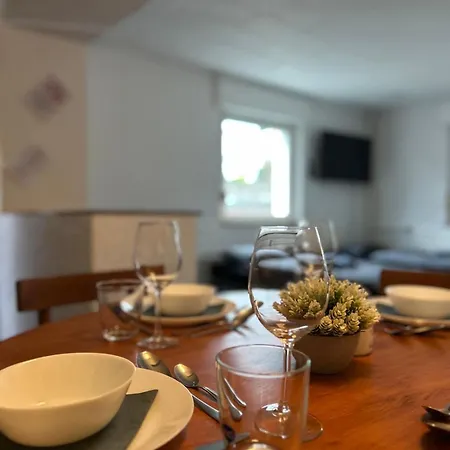 Lägenhet 3x I I Free Parking I Wifi I Ruhige Lage *