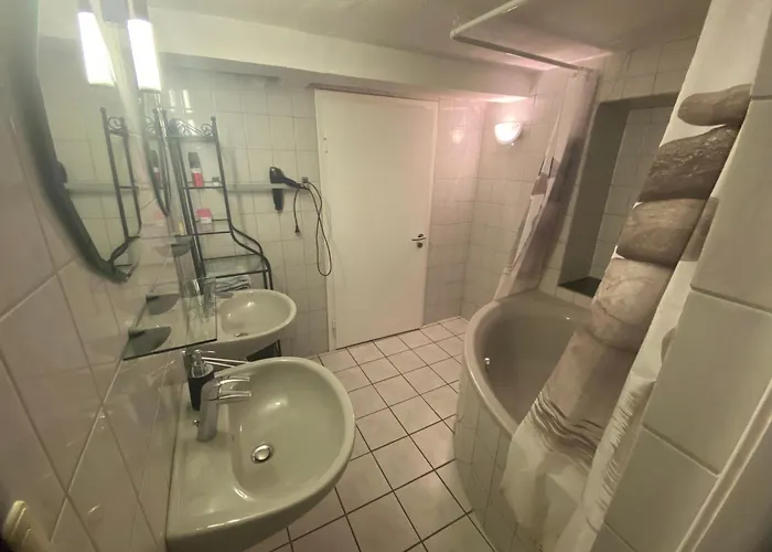 Lejlighed 3x I I Free Parking I Wifi I Ruhige Lage